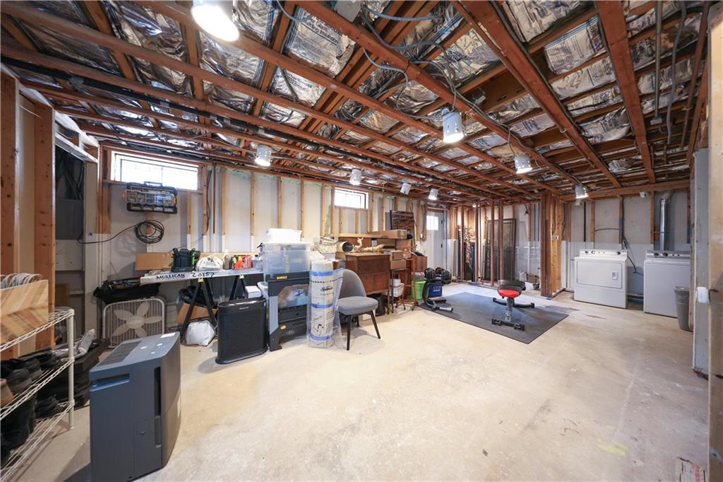 54 South Railroad Avenue, Staten  Island, New York, 10305 image 16