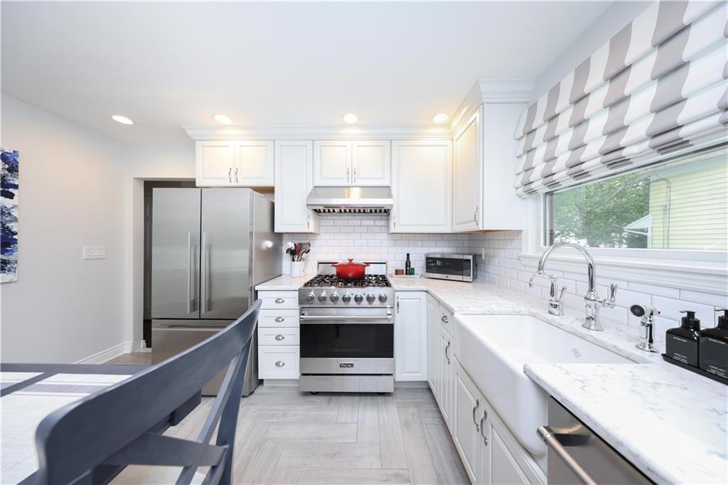 54 South Railroad Avenue, Staten  Island, New York, 10305 image 8