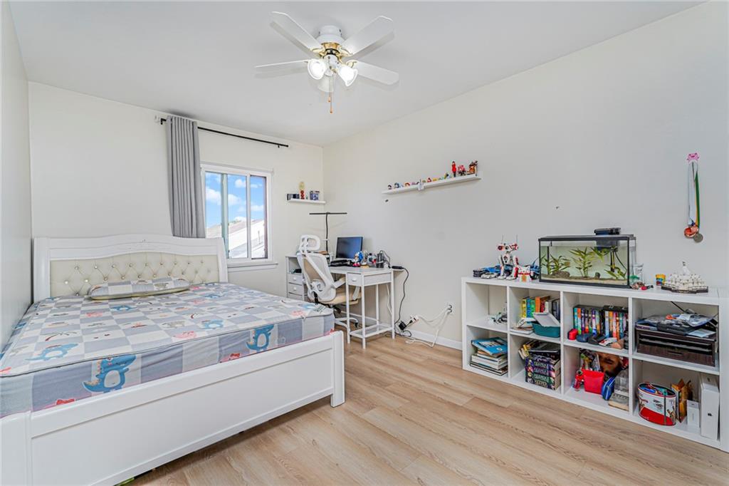 70 Redwood Loop, Staten  Island, New York, 10309 image 21