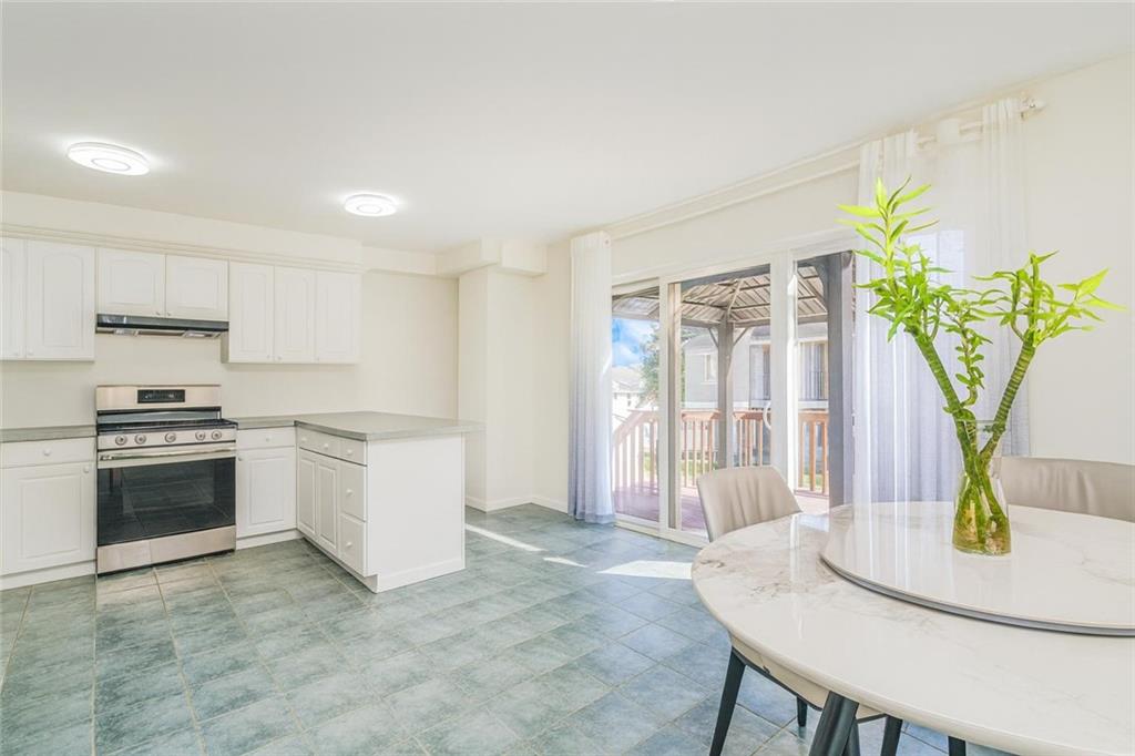 70 Redwood Loop, Staten  Island, New York, 10309 image 6