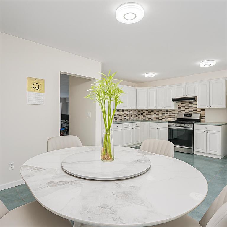 70 Redwood Loop, Staten  Island, New York, 10309 image 7