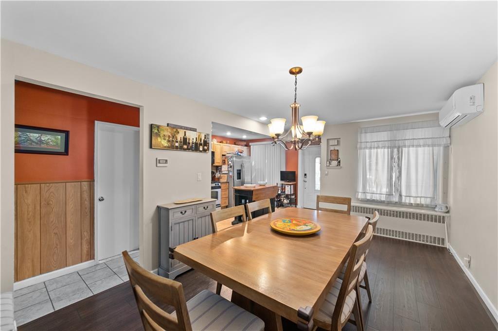 1558 East 58th Street Image 4