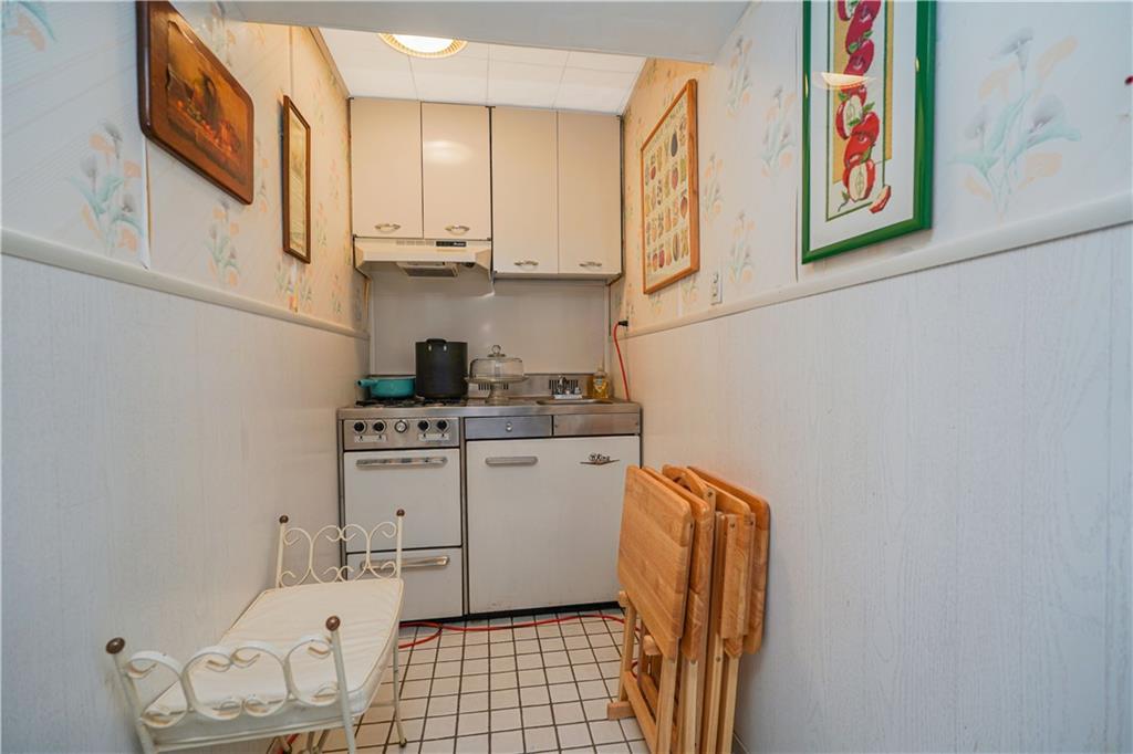 201 Milford Avenue, Staten  Island, New York, 10314 image 25