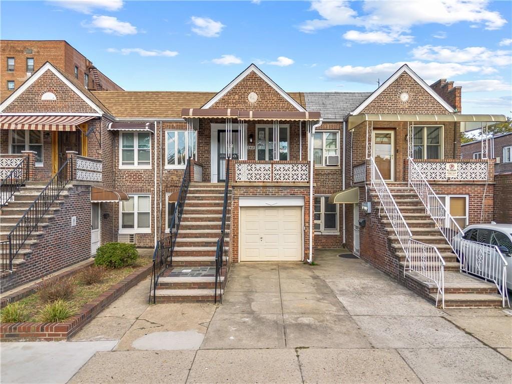 2469 East 28th Street Image 1