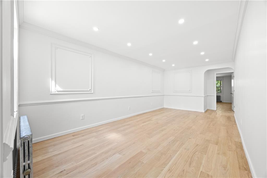 2469 East 28th Street, Brooklyn, New York, 11235 image 23