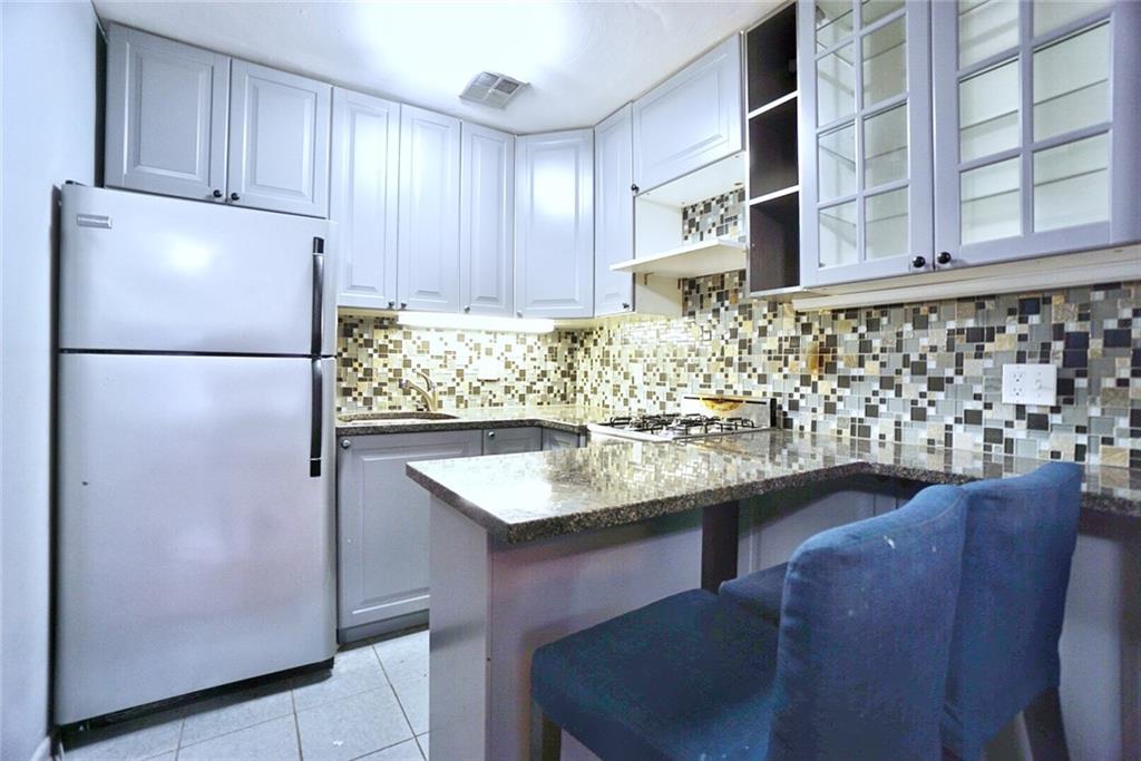 16 Bay Terrace 2F, Staten  Island, New York, 10305 image 10