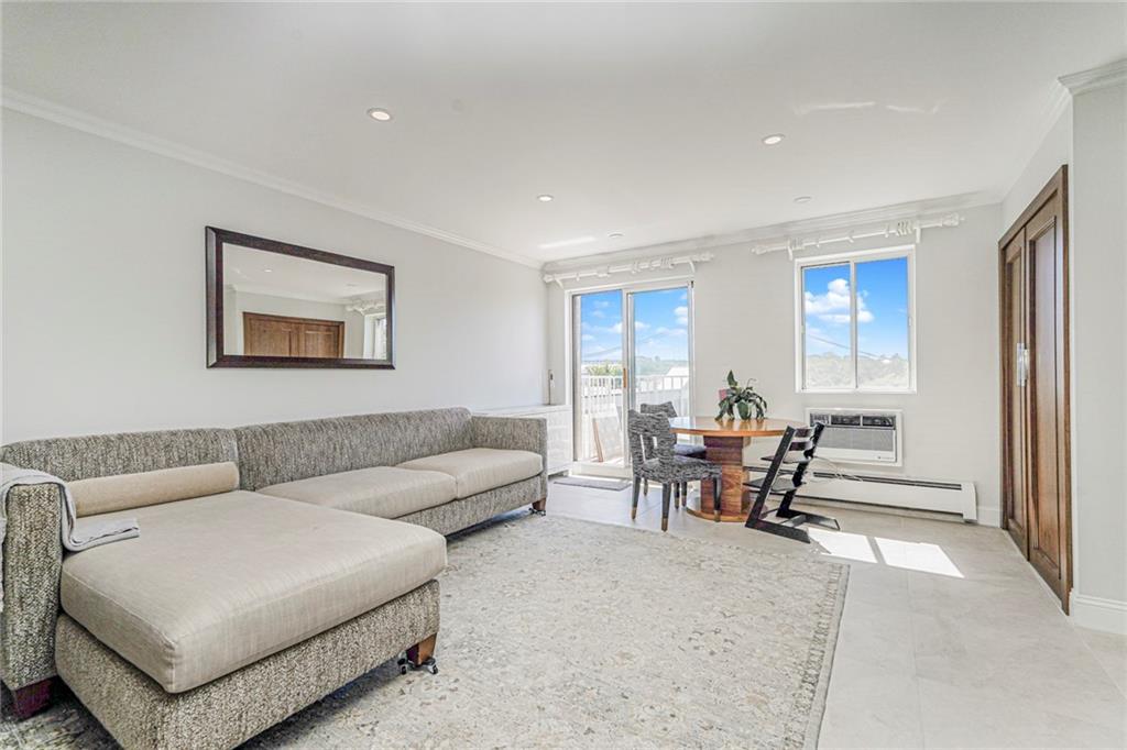 6 New Lane 7B, Staten  Island, New York, 10305 image 25