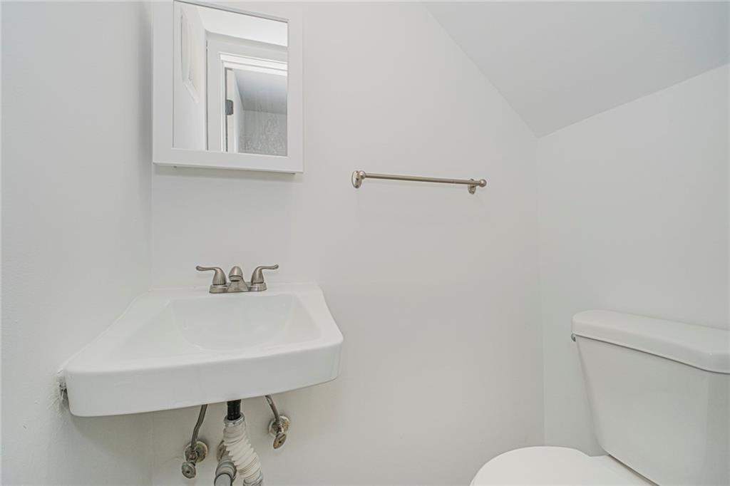 94 Wolkoff Lane A, Staten  Island, New York, 10303 image 14