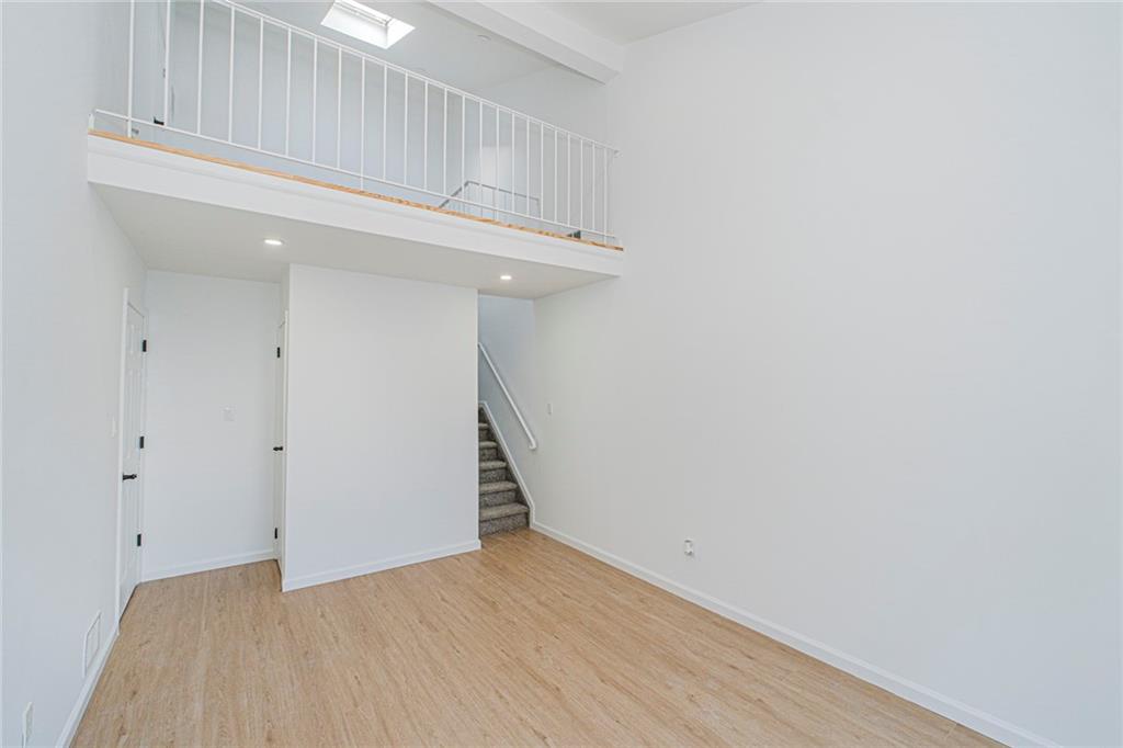 94 Wolkoff Lane A, Staten  Island, New York, 10303 image 17