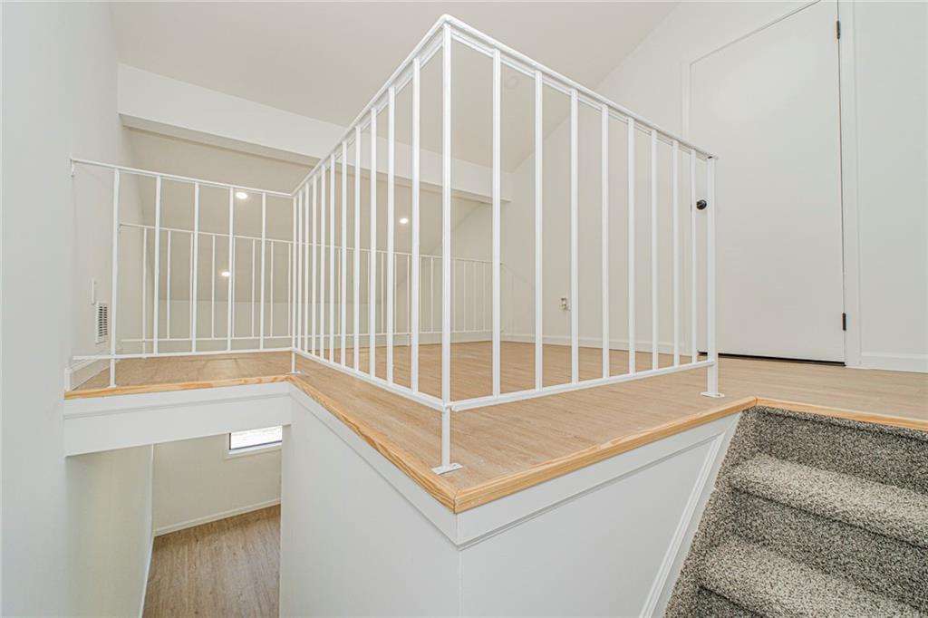 94 Wolkoff Lane A, Staten  Island, New York, 10303 image 19