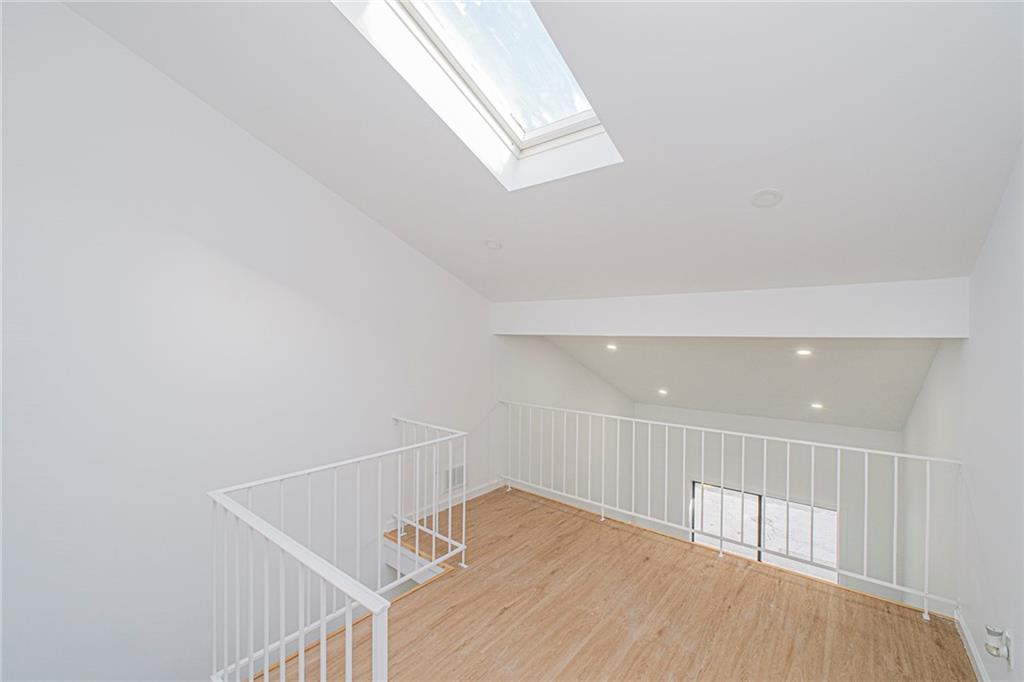 94 Wolkoff Lane A, Staten  Island, New York, 10303 image 20