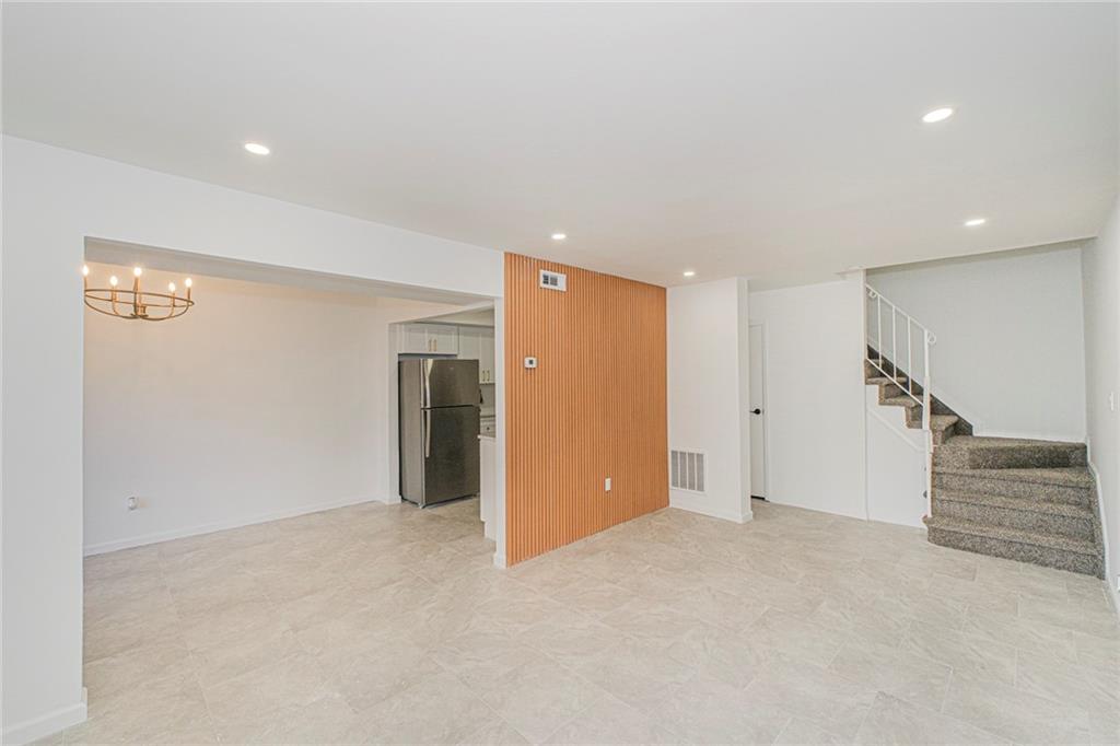 94 Wolkoff Lane A, Staten  Island, New York, 10303 image 24