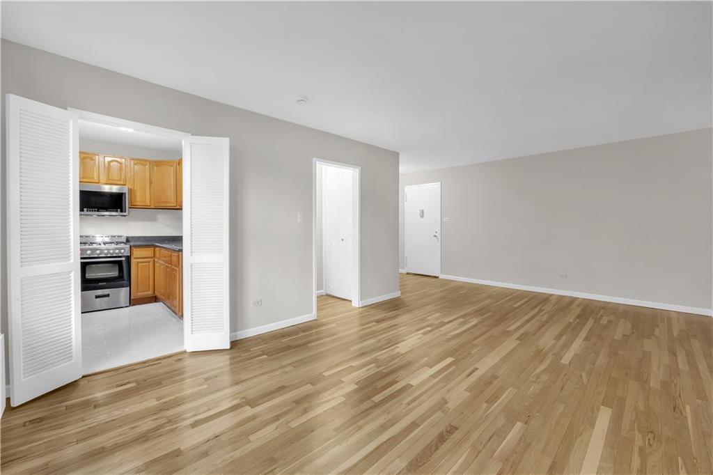 1200 East 53rd Street 5M Image 2