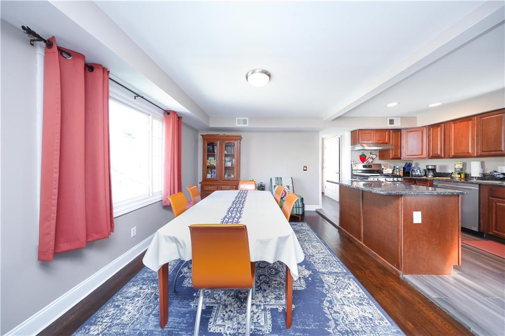 58 Center Place, Staten  Island, New York, 10306 image 6