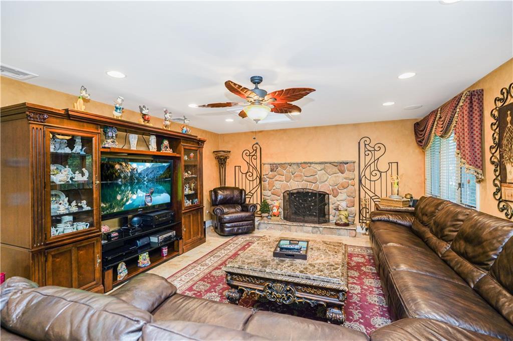 422 Harold Avenue, Staten  Island, New York, 10312 image 15