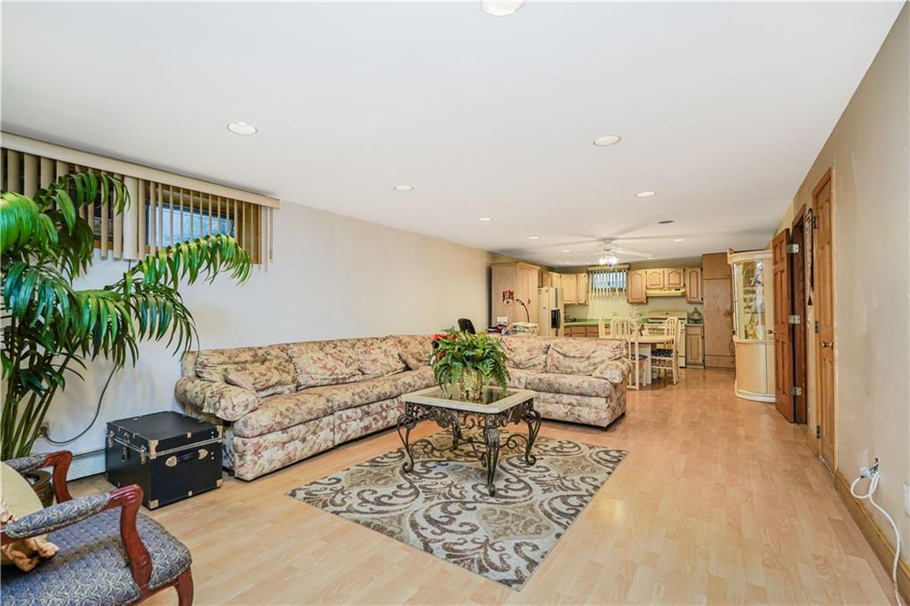 422 Harold Avenue, Staten  Island, New York, 10312 image 30