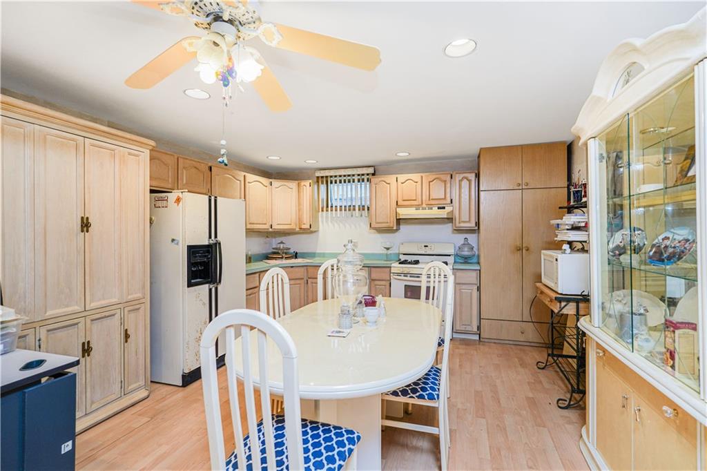 422 Harold Avenue, Staten  Island, New York, 10312 image 31