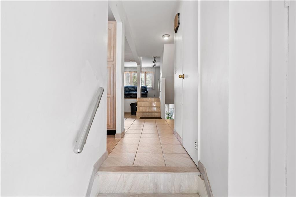 1458 East 70th Street Image 3