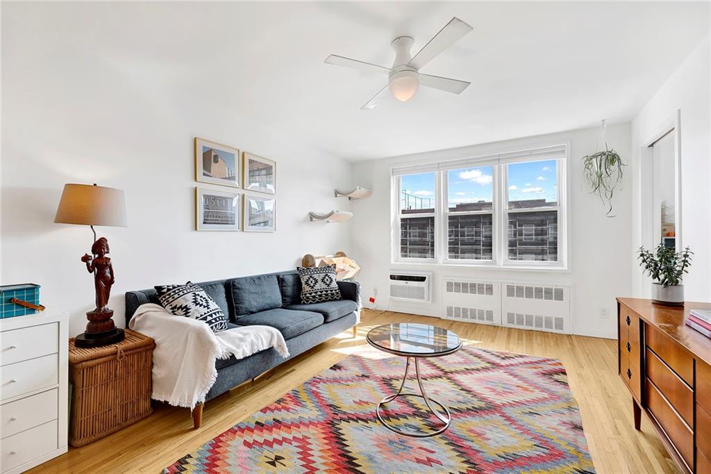 400 East 17th Street 709 Image 3