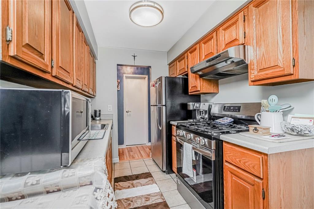 120 Devon Loop 6, Staten  Island, New York, 10314 image 9