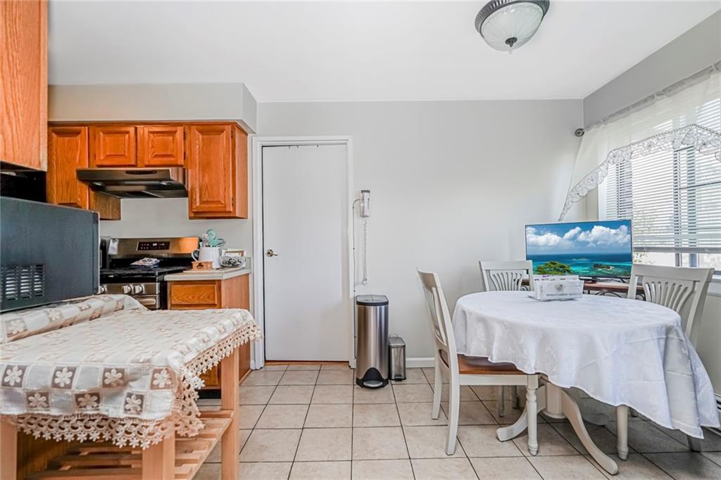 120 Devon Loop 6, Staten  Island, New York, 10314 image 11