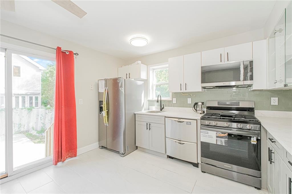 15 Lorraine Loop, Staten  Island, New York, 10309 image 11