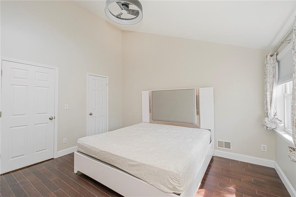 15 Lorraine Loop, Staten  Island, New York, 10309 image 16