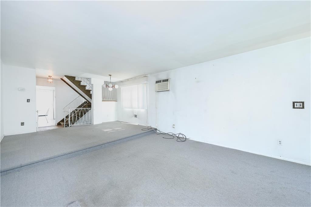 533 Tennyson Drive, Staten  Island, New York, 10312 image 8