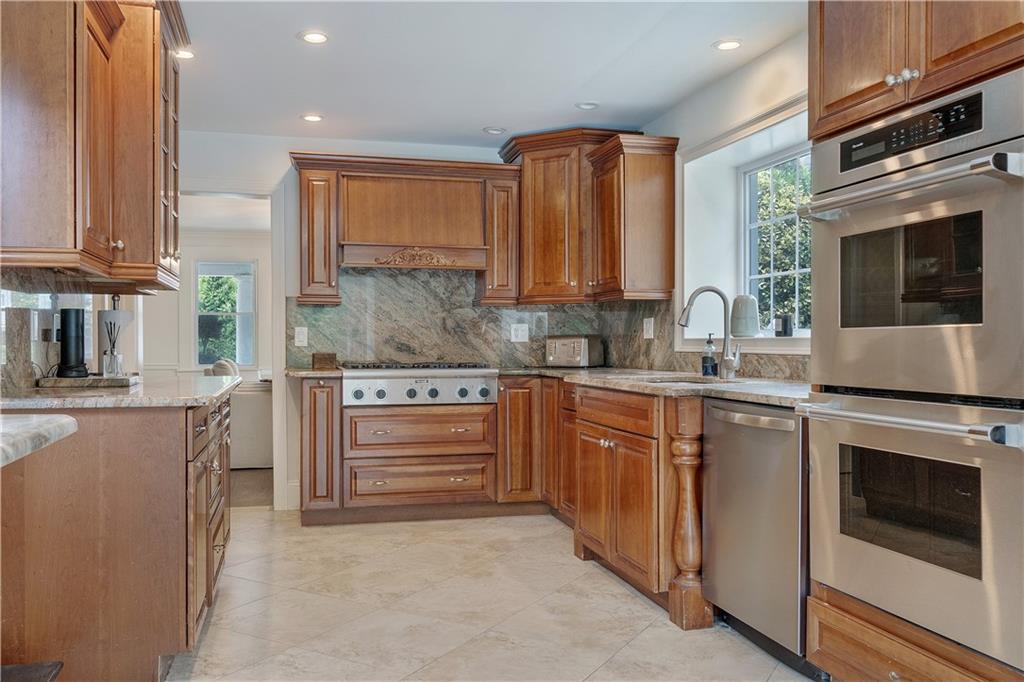 334 Beach 146th Street, Neponsit, New York, 11694 image 14