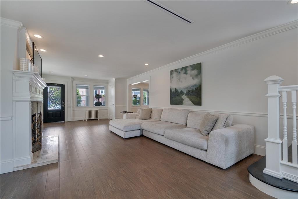 334 Beach 146th Street, Neponsit, New York, 11694 image 8