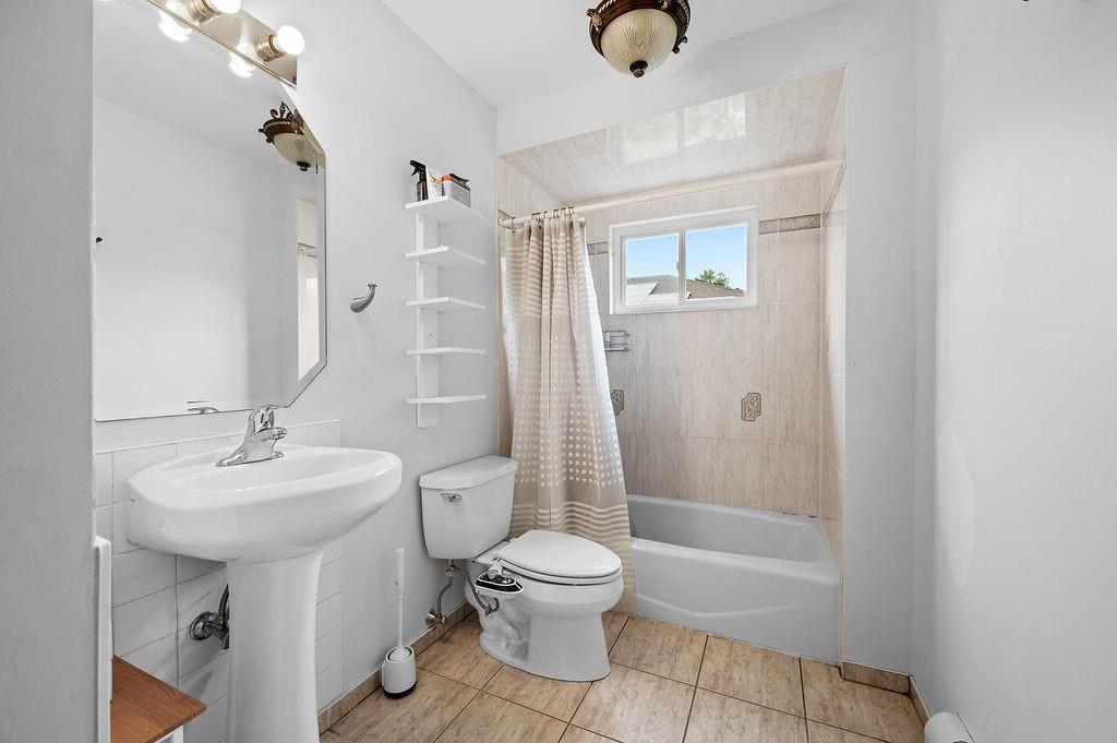 103 Saint Andrews Road, Staten  Island, New York, 10306 image 17