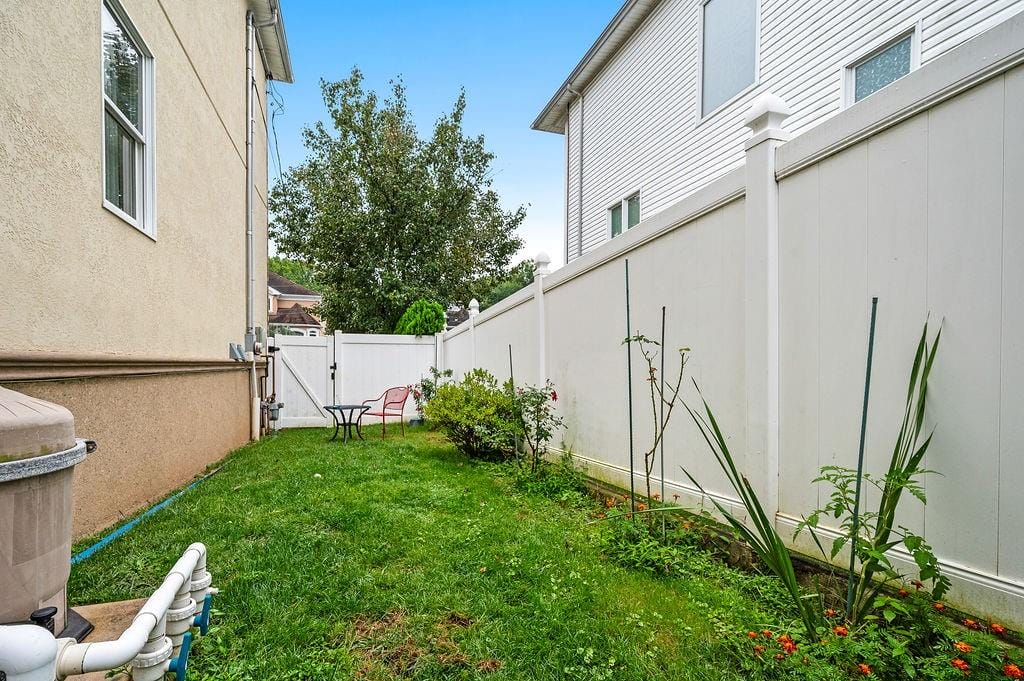 103 Saint Andrews Road, Staten  Island, New York, 10306 image 27