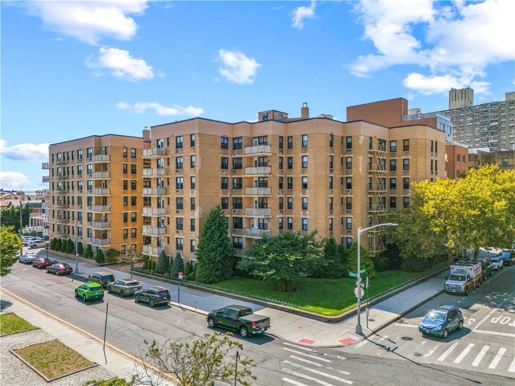 200 Corbin Place 4V, Brooklyn, New York, 11235 image 23