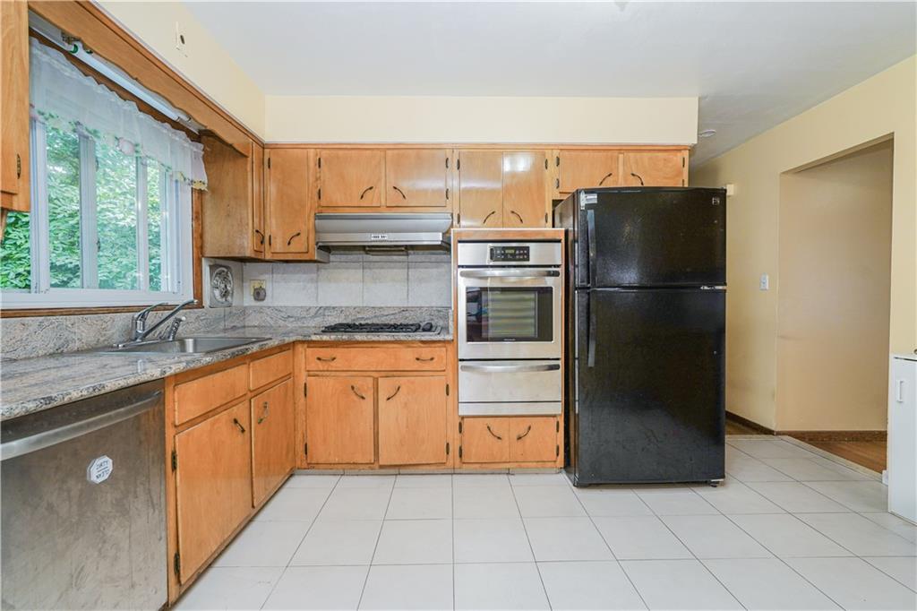 32 Hunton Street, Staten  Island, New York, 10304 image 29