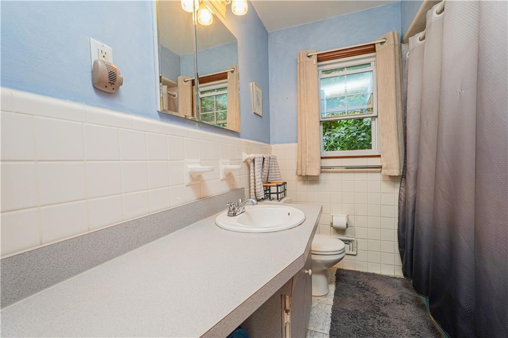 32 Hunton Street, Staten  Island, New York, 10304 image 35