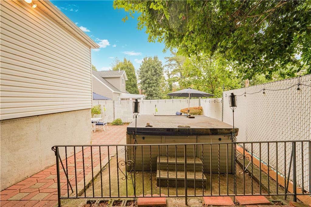 32 Hunton Street, Staten  Island, New York, 10304 image 44