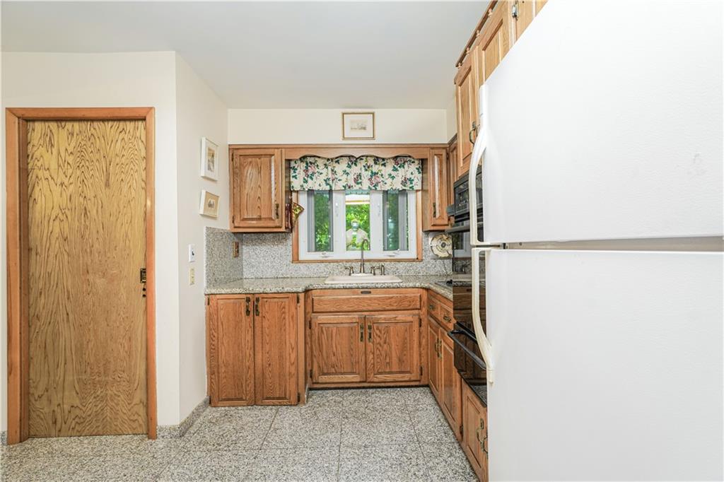 32 Hunton Street, Staten  Island, New York, 10304 image 9