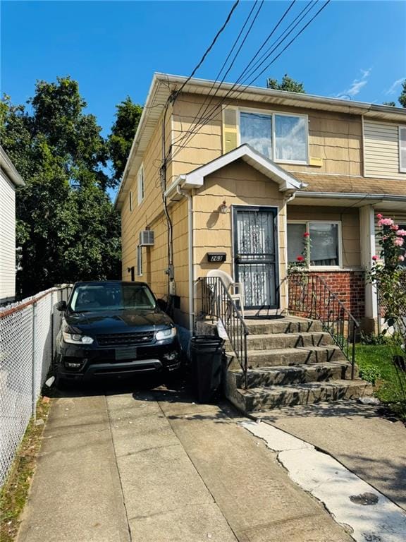 263 Lockman Avenue Image 1