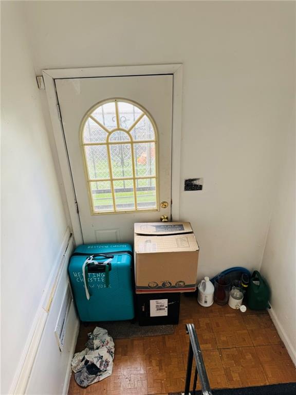 263 Lockman Avenue, Staten  Island, New York, 10303 image 8