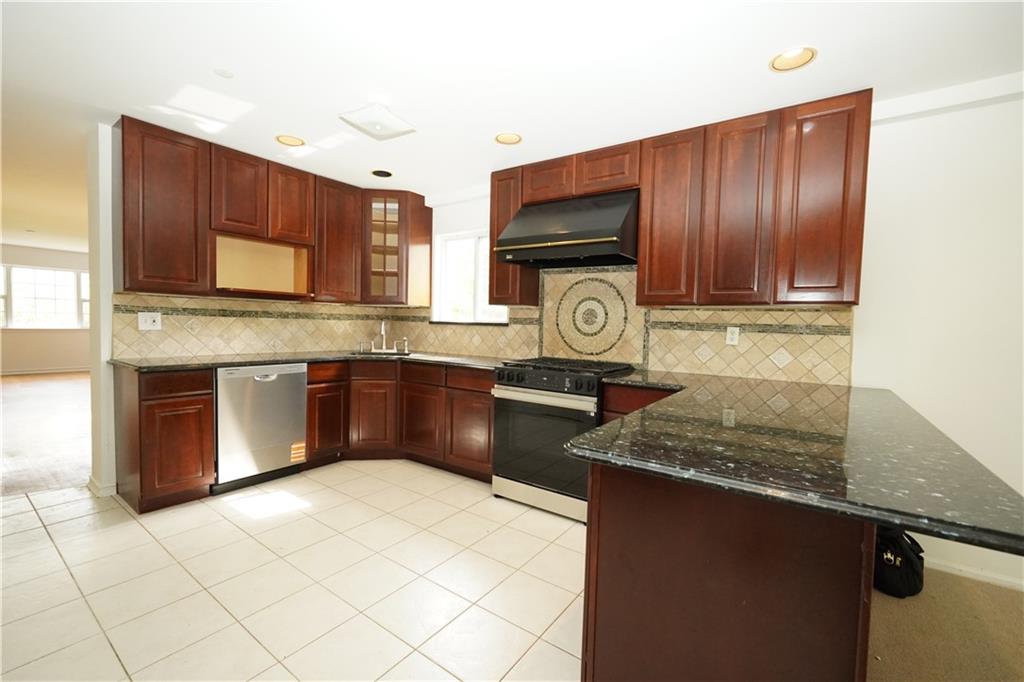 264 Ward Avenue, Staten  Island, New York, 10304 image 13