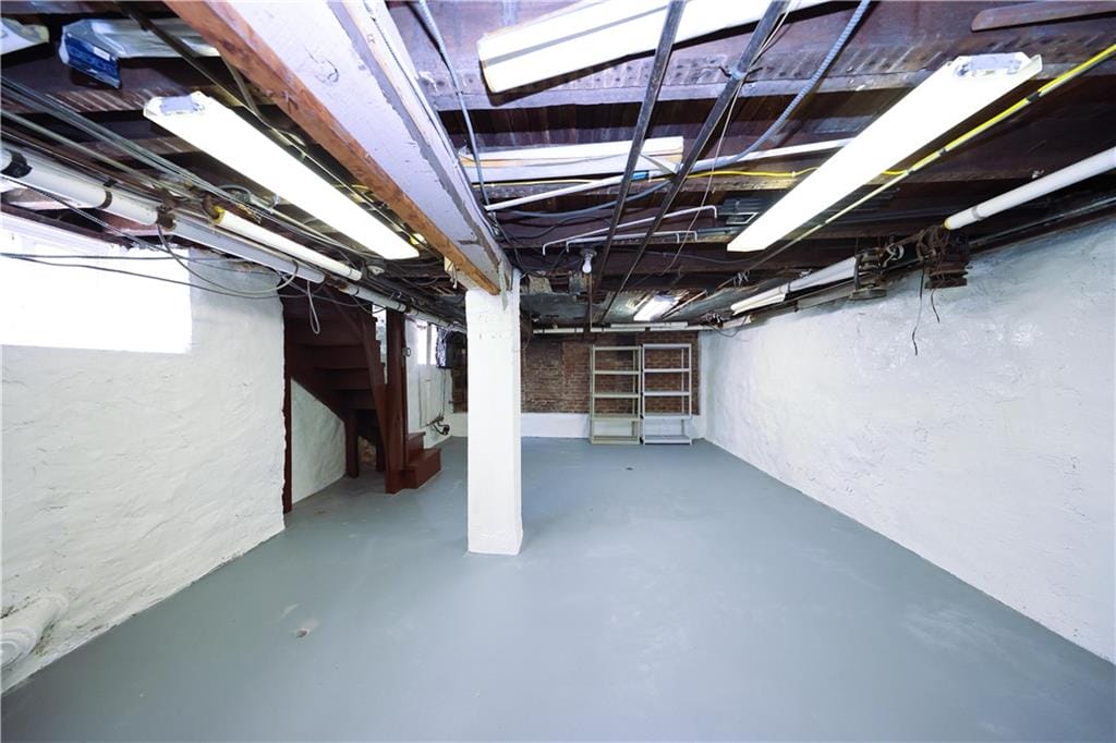 208 Saint Marys Avenue, Staten  Island, New York, 10305 image 21