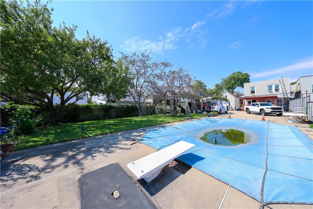 212 Saint Marys Avenue, Staten  Island, New York, 10305 image 36