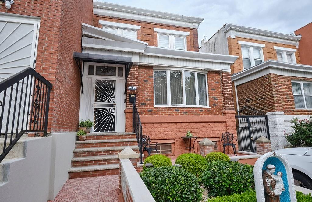 2103 66th Street Image 3