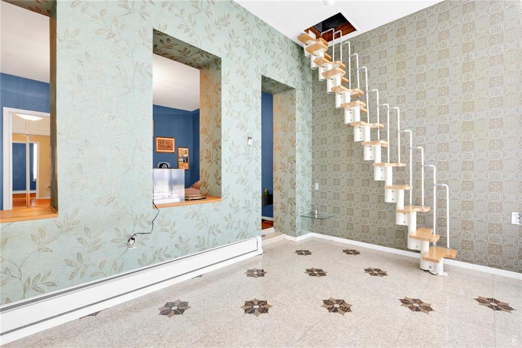 82 West End Avenue, Brooklyn, New York, 11235 image 26