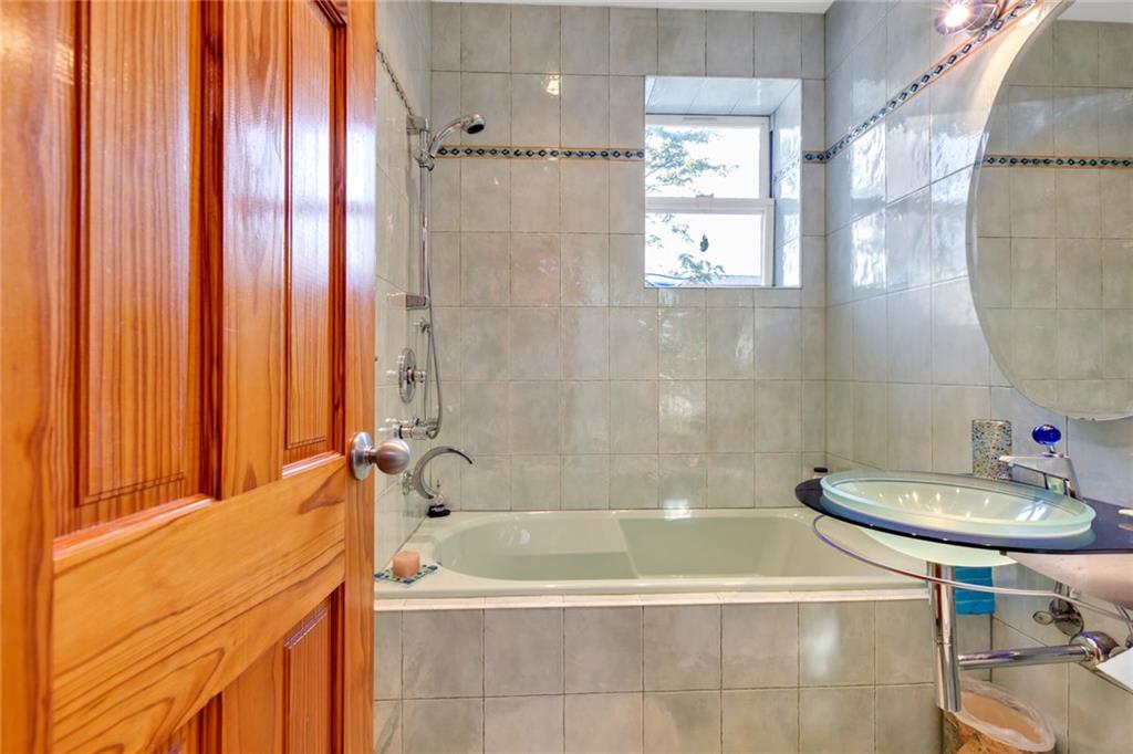 82 West End Avenue, Brooklyn, New York, 11235 image 31