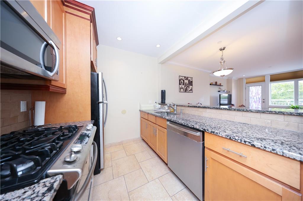 7620 Bay Parkway 4B, Brooklyn, New York, 11214 image 18