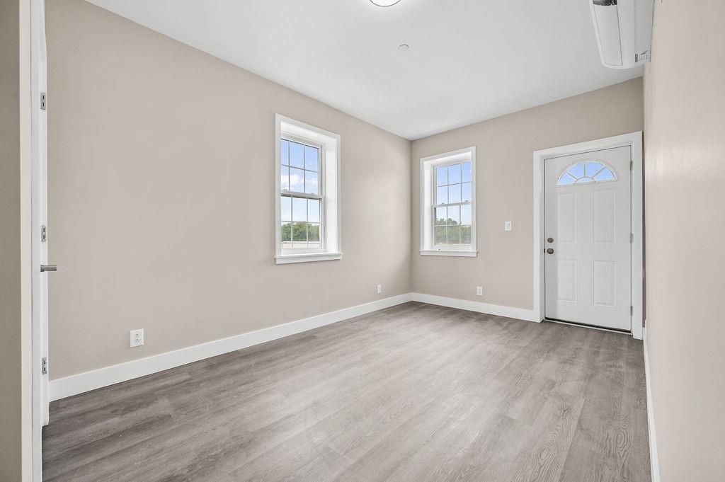 154 Bay 53rd Street, Brooklyn, New York, 11214 image 8