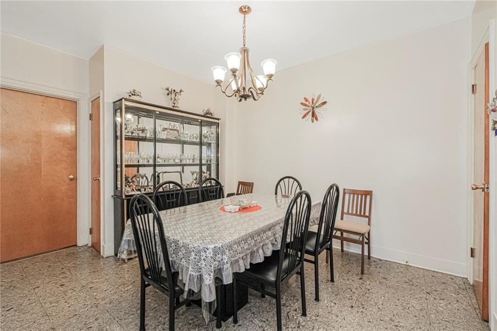 59 Bay 22nd Street Image 4