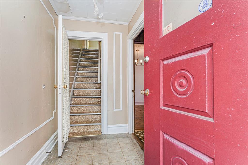 1944 West 8th Street Image 4