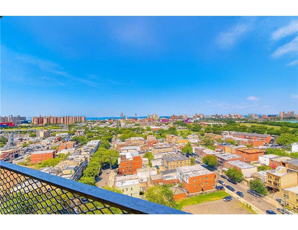 2475 West 16th Street 17G Image 3